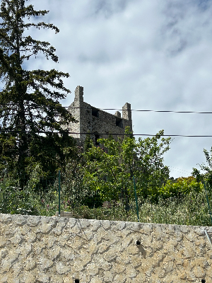 Tour et remparts — photo 1