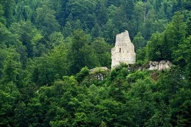 Ruine du château d’Erguel — photo 3
