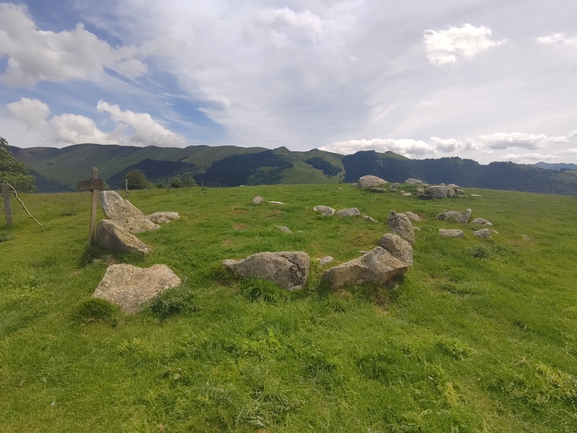 Chromlech du Sarrat de Cousseilot