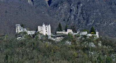 Chateau de Miolans — photo 1