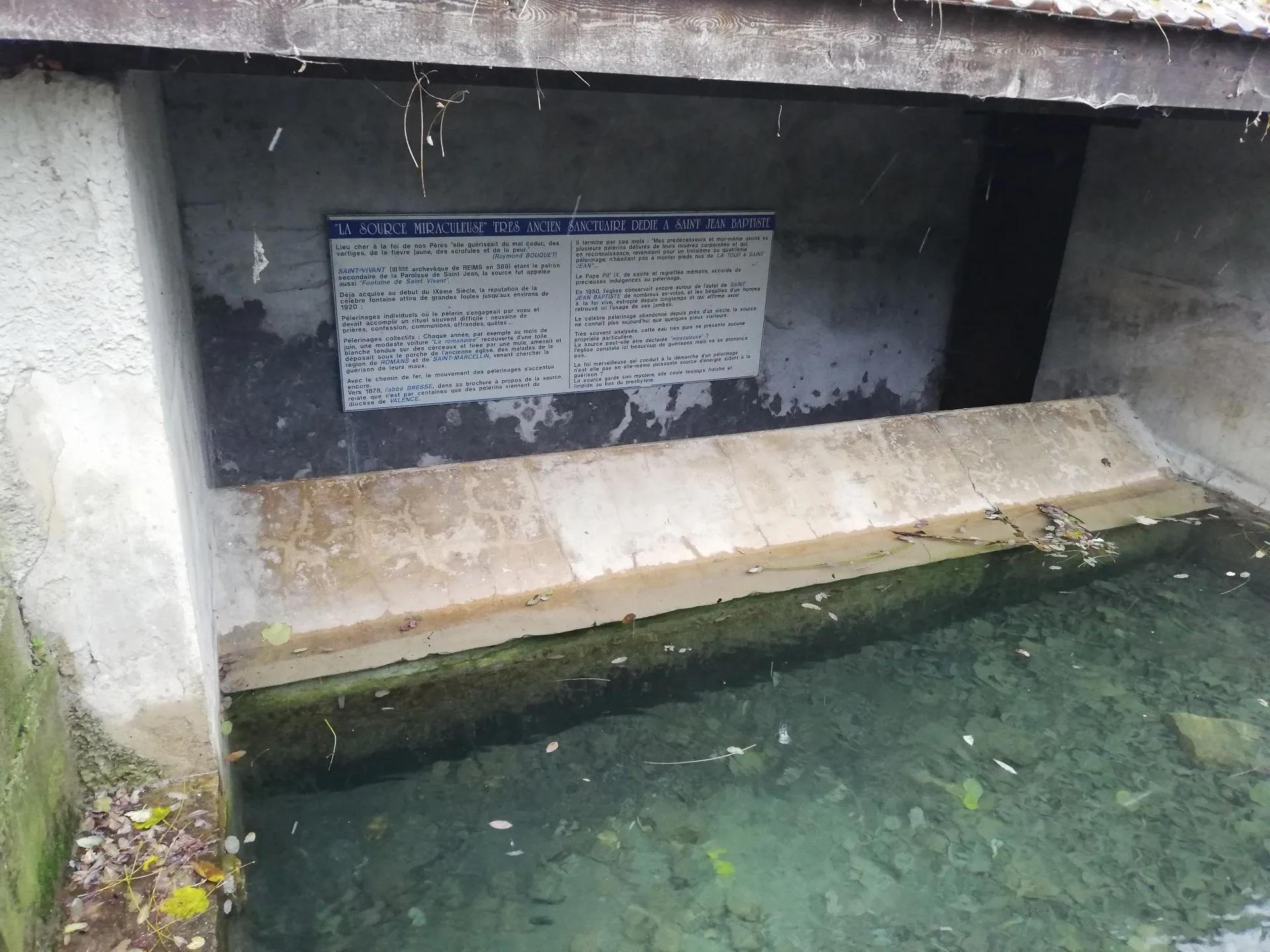 Fontaine de Saint Vivant