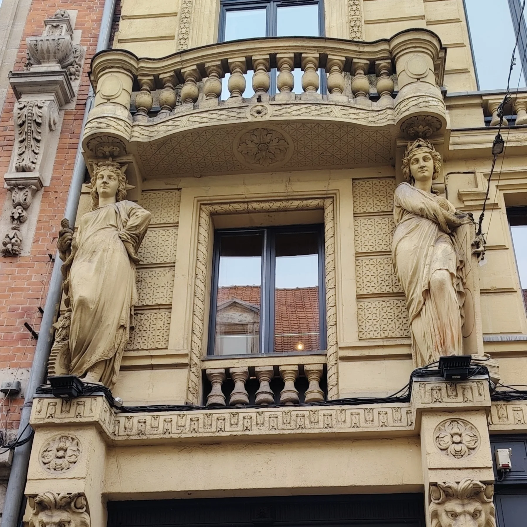Les Caryatides de la rue Esquermoise