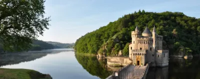Chateau de st priest la roche — photo 2