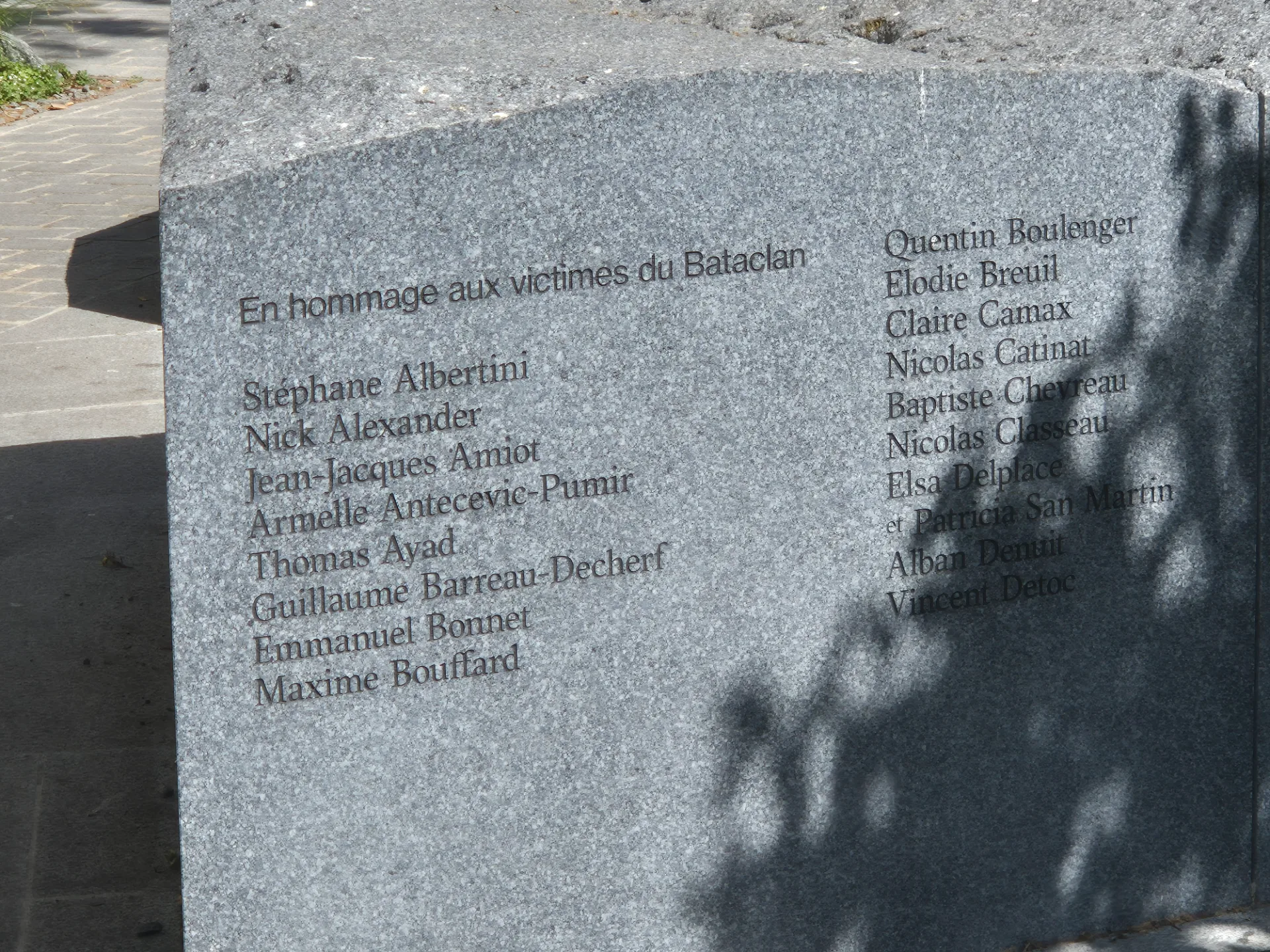 Jardin du souvenir des attentats du 13 novembre 2015