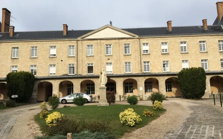 Couvent de l'Ordre de Saint-Michel du Refuge