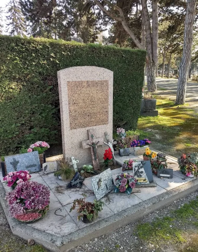 Monument municipal Cimetière de Cusset