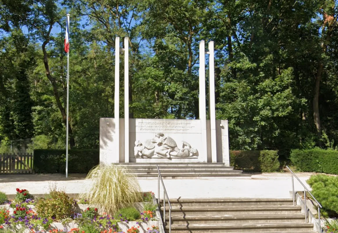 Monument aux morts de Montluc