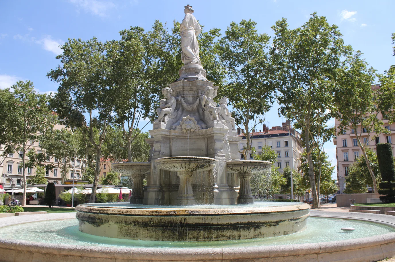 Fontaine de la Place du Maréchal Lyautey