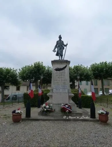 Monuments aux morts
