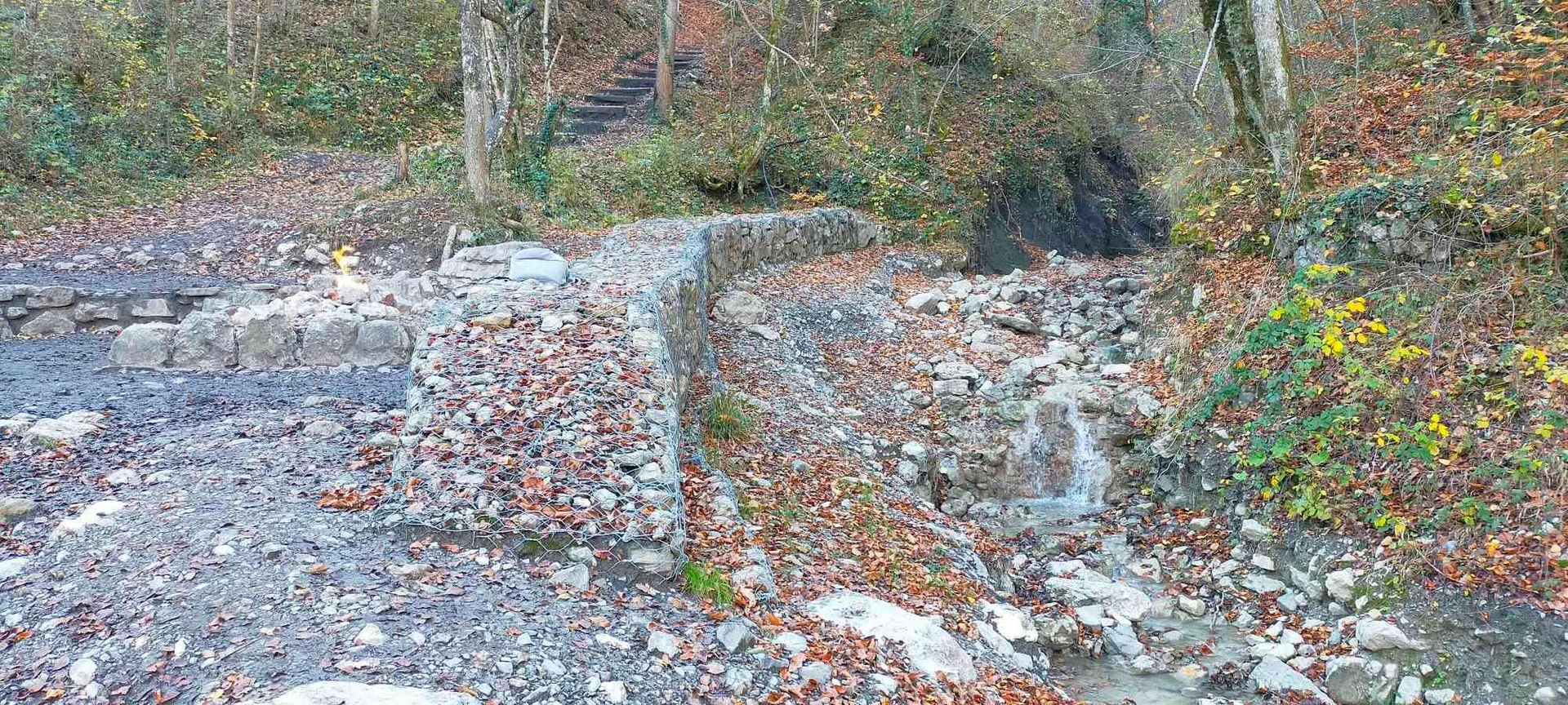 La Fontaine Ardente, Le Gua