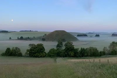 Silbury Hill — photo 3
