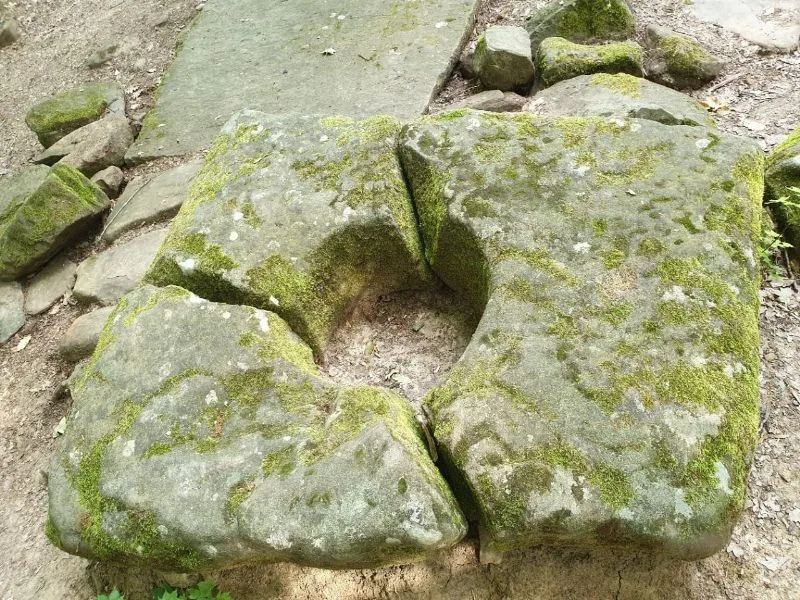 Reborn dolmens