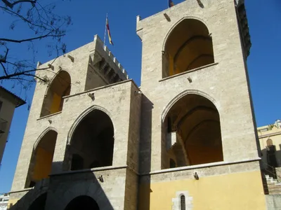Tours de Quart / Torres de Quart — photo 2