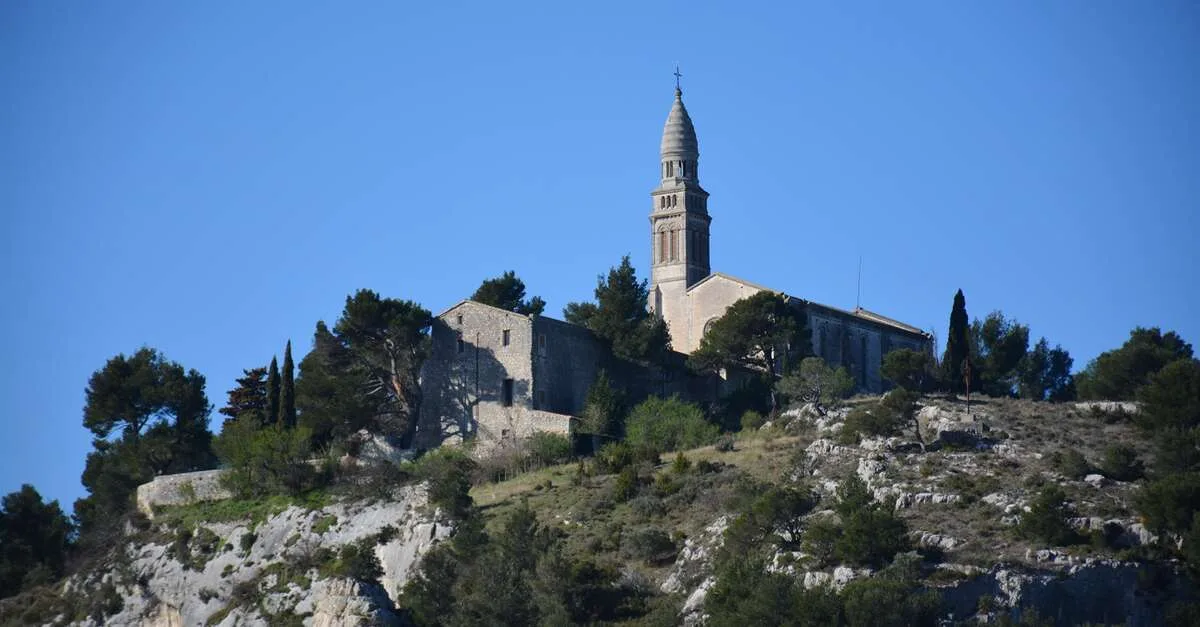 Chapelle Notre-Dame-de-Beauregard-d'Orgon