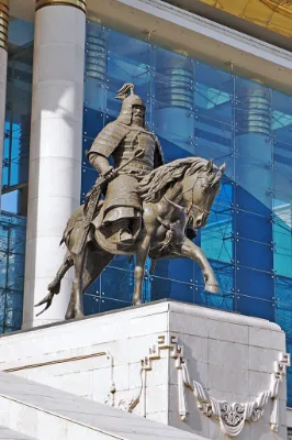 Statue de Chinggis Khan — photo 2