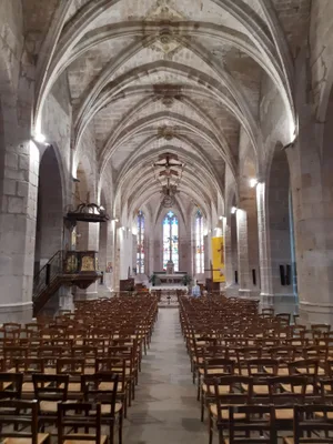 Collégiale de Saint Bonnet le Château — photo 4