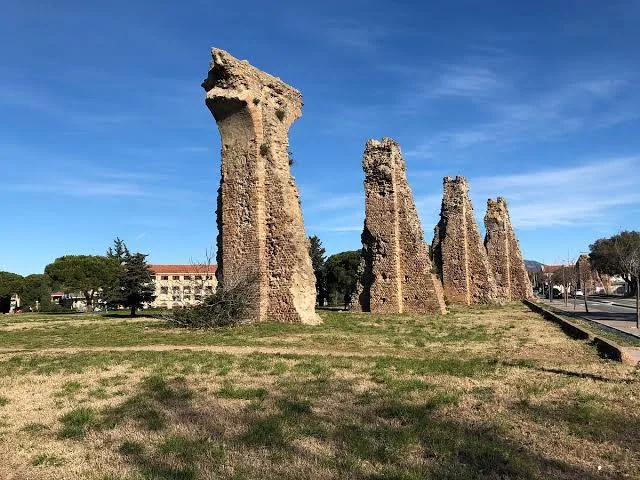 Piles de Sainte Croix