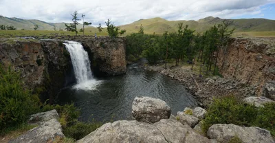 Ulaan Tsutgalan Waterfall — photo 4