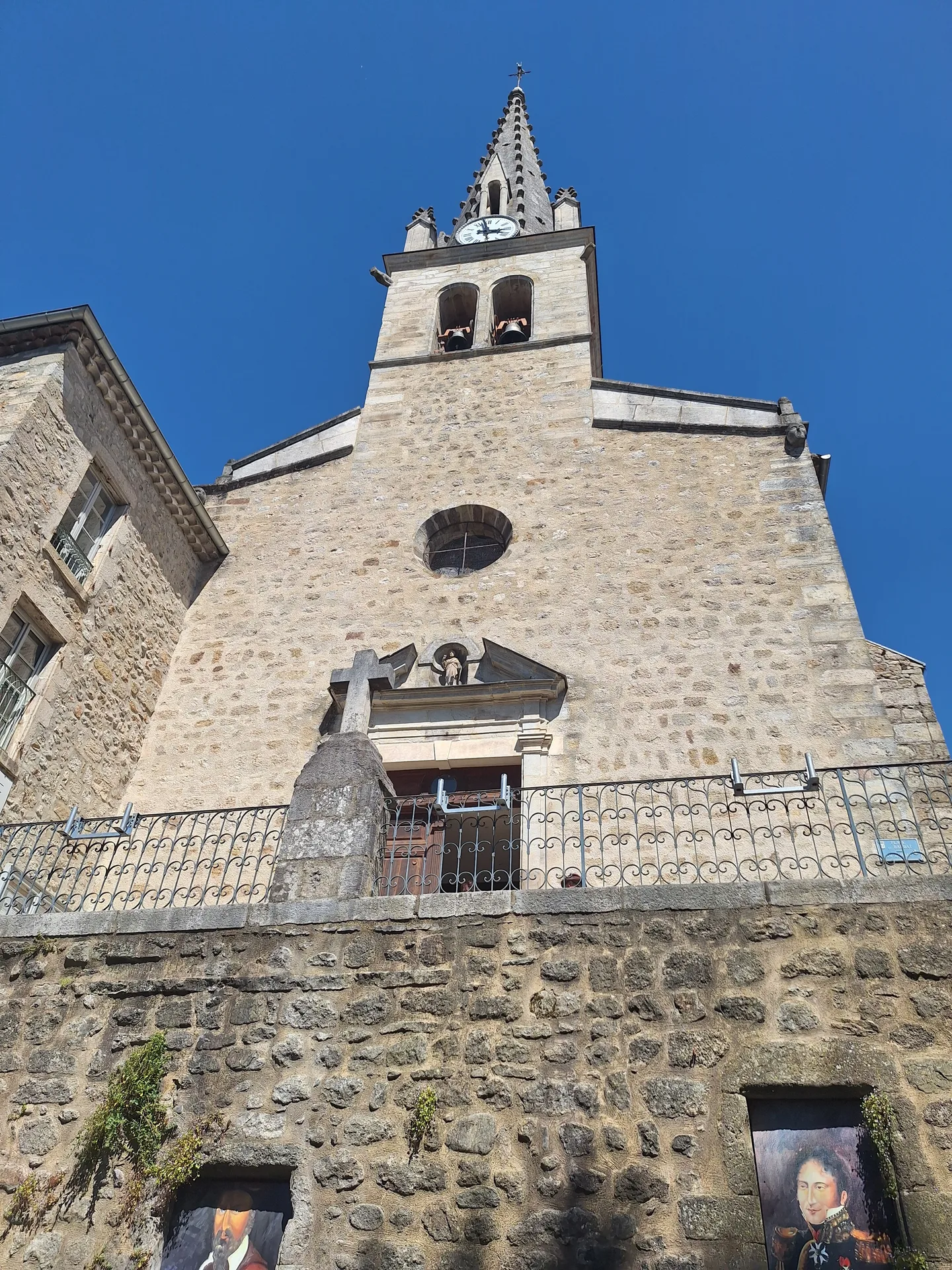 Église Saint Pierre de Joyeuse