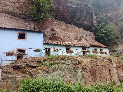 Les Maisons des Rochers de Graufthal — photo 1