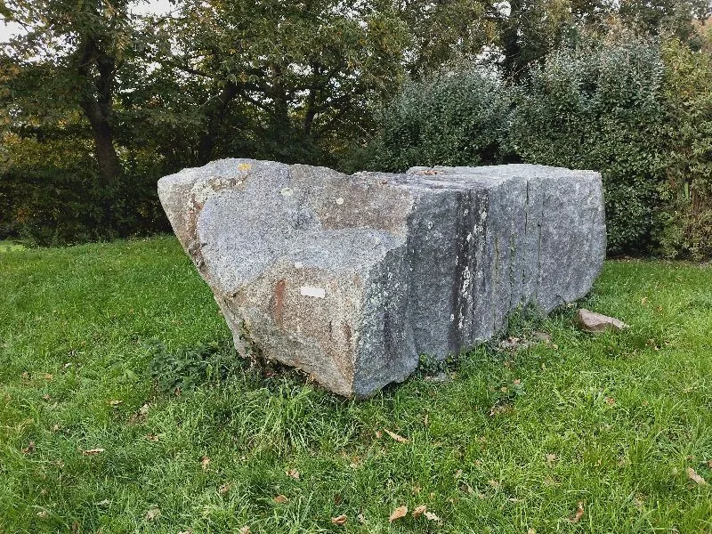 Site mégalithique "outre tombe"