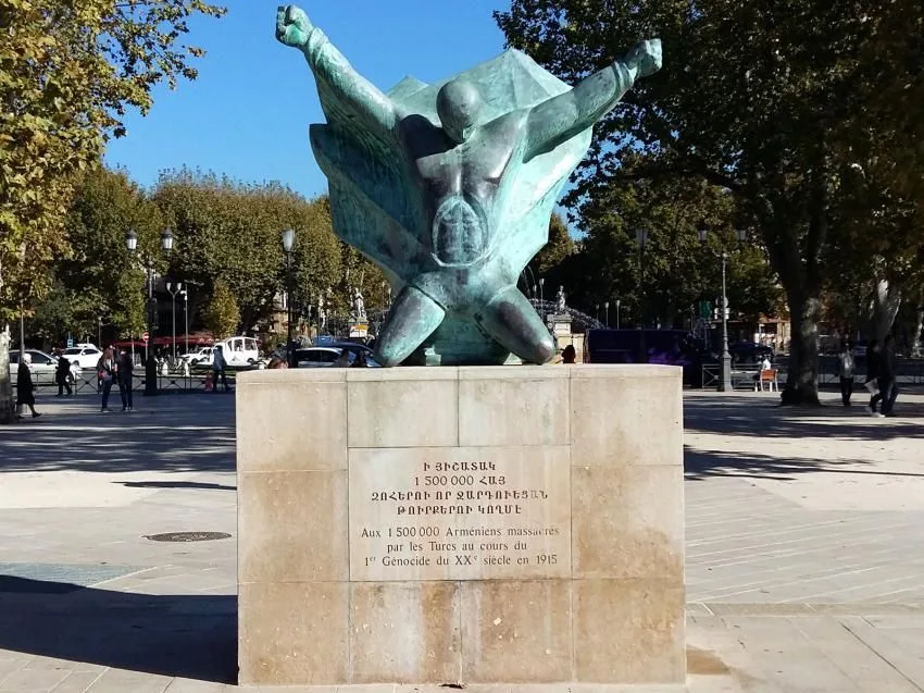 Monument aux morts du génocide arménien