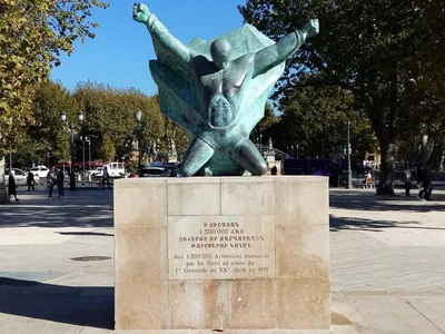 Monument aux morts du génocide arménien