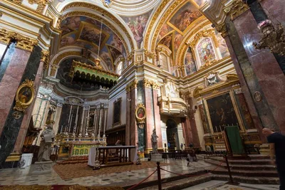 Cathédrale Saint Paul et Saint Pierre — photo 2