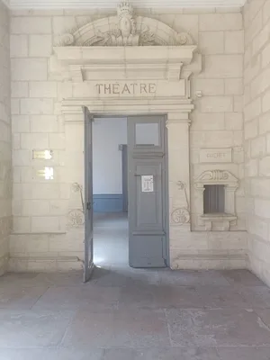 Hôtel de ville d'Uzès — photo 3