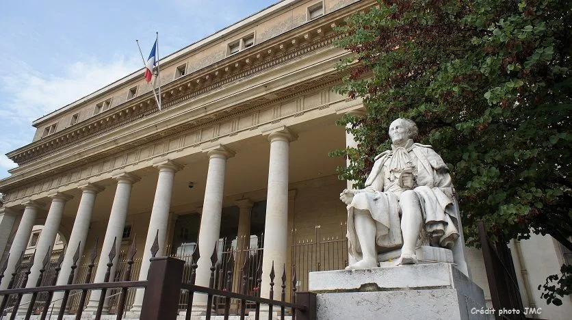 Palais de justice d'Aix en Provence