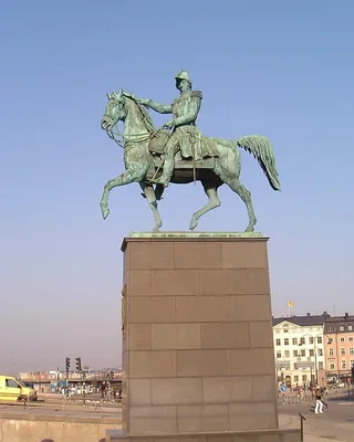 Statue de Karl XIV Johan — photo 2