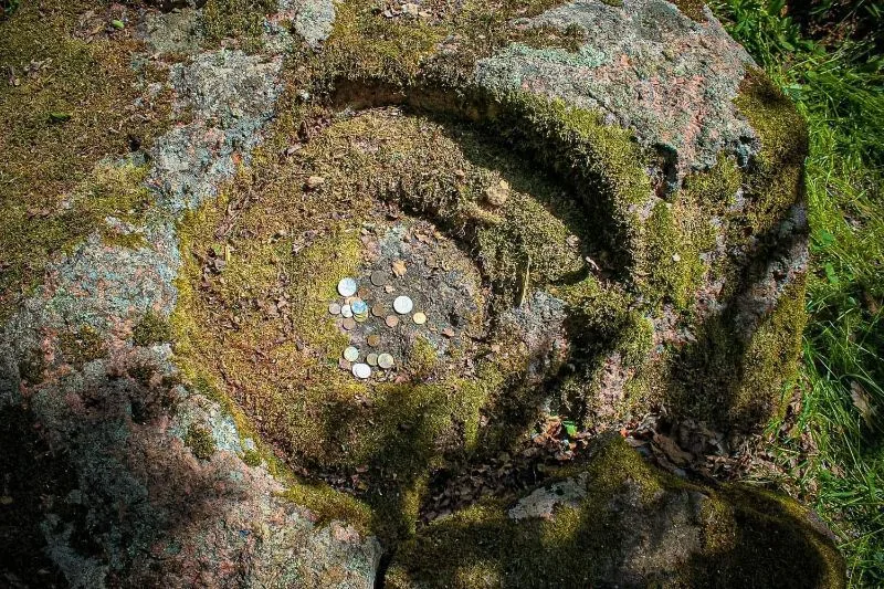 Ulmale pein bowl stone Shaped hollow
