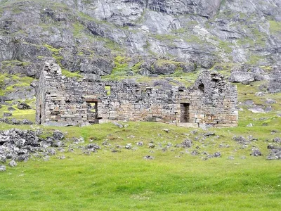 Hvalsey — photo 2