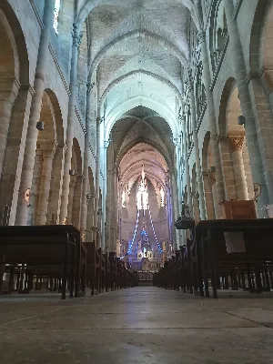 Église saint sauveur — photo 2