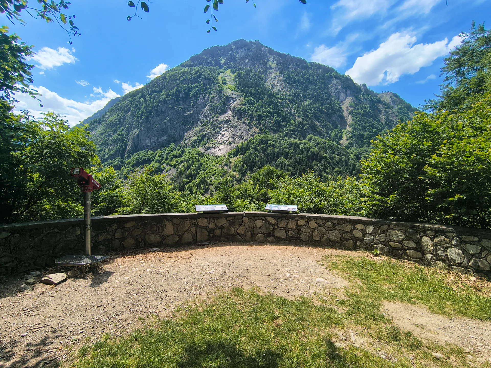 Le Chemin des Pères et son point de vue