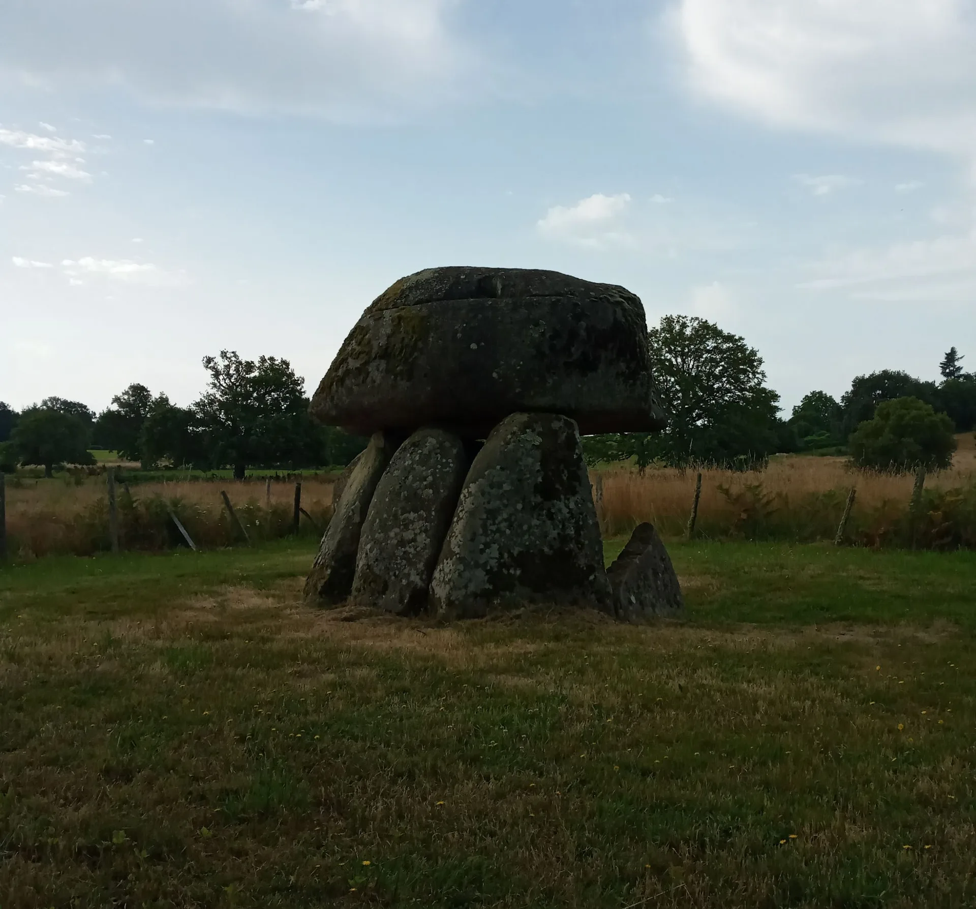 Dolmen de la Pierre Folle