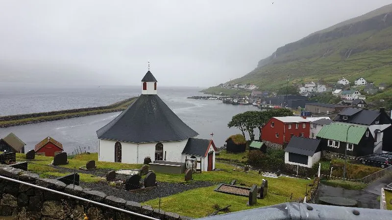 Haldarsvík Kirkja