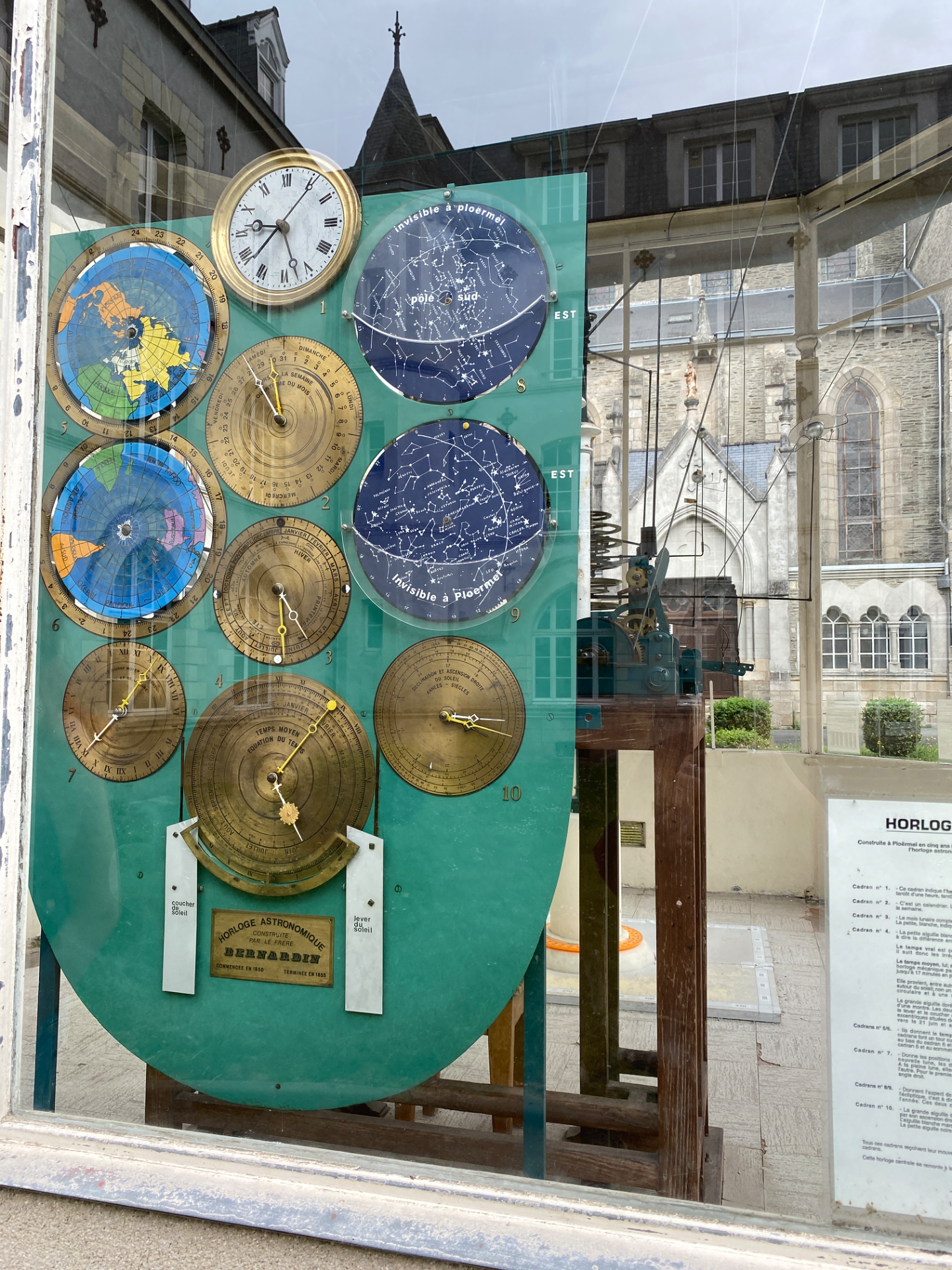 Horloge astronomique de Ploermel
