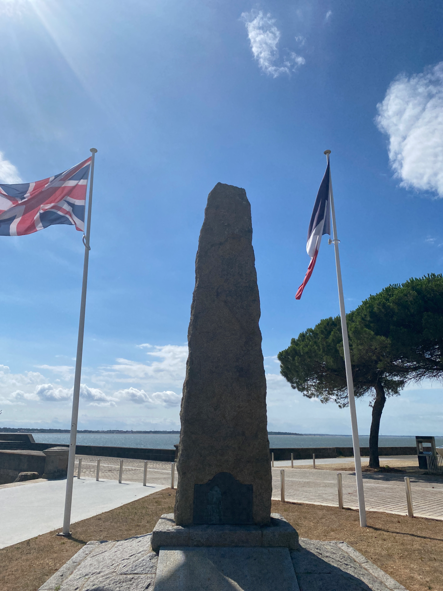 Mémorial des combattant de 1942