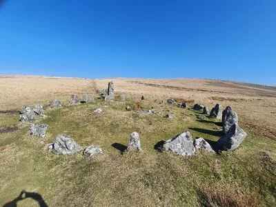 Hingston Hill stone circle and stone row