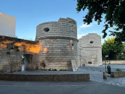 Porte de la Cavalerie — photo 2