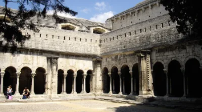 Cloître Saint-Trophime — photo 5