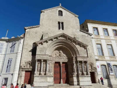 Basilique primatiale Saint-Trophime — photo 1