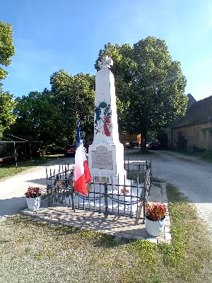 Monuments aux morts — photo 1