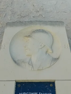 Monuments aux morts — photo 2