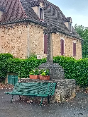 Croix de la place Fénelon