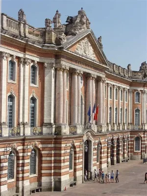 Capitole — photo 1