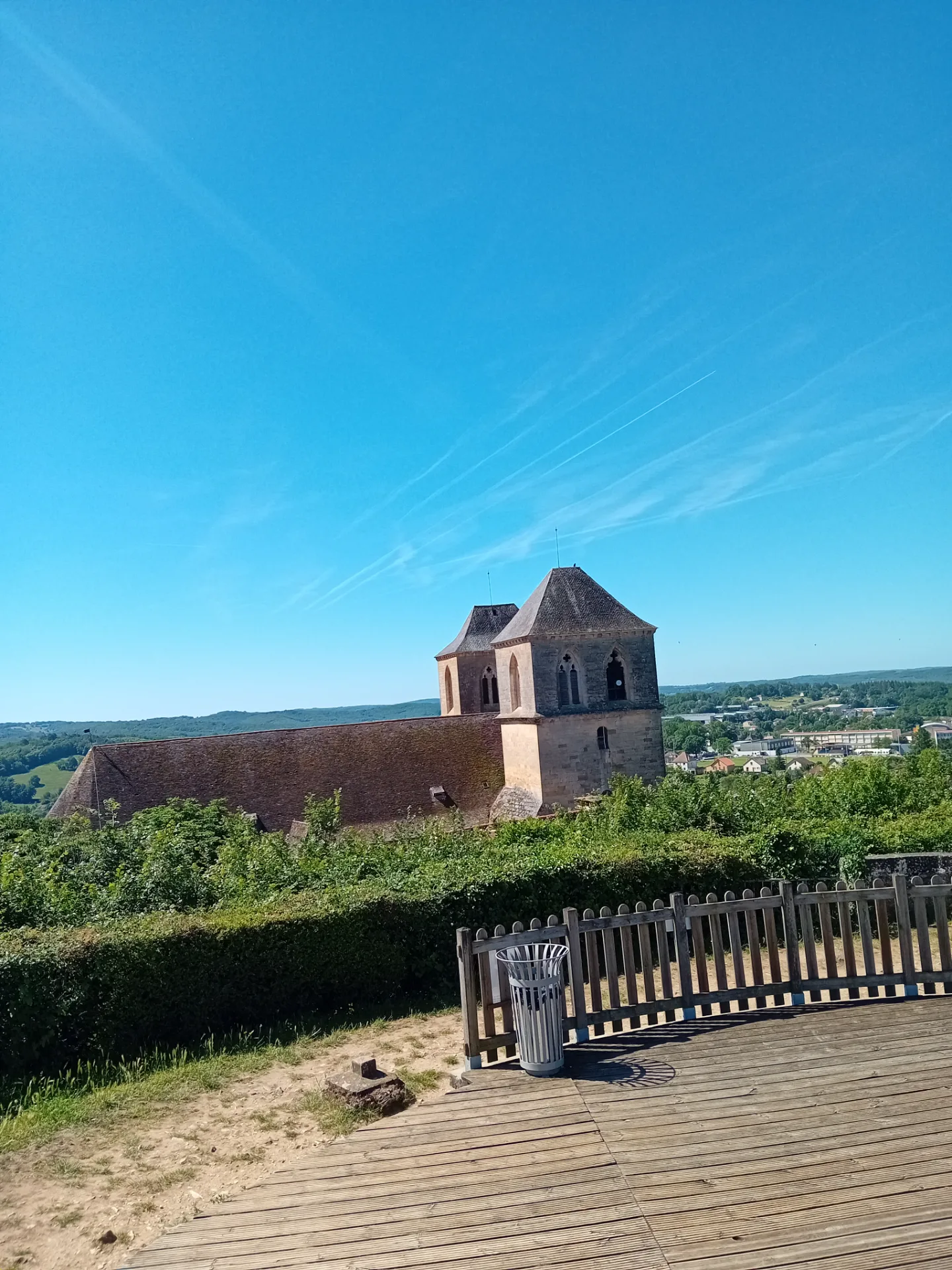 Esplanade du château