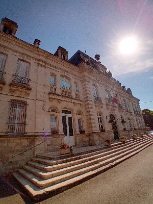 Hôtel de ville — photo 3