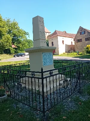 Monuments aux morts de Prouilhac — photo 2
